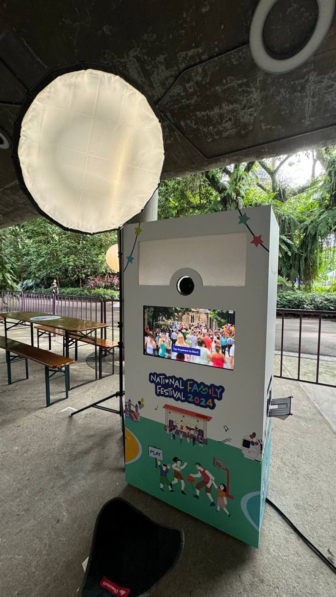 The ShashinBooth enclosure wrapped in National Family Festival branding